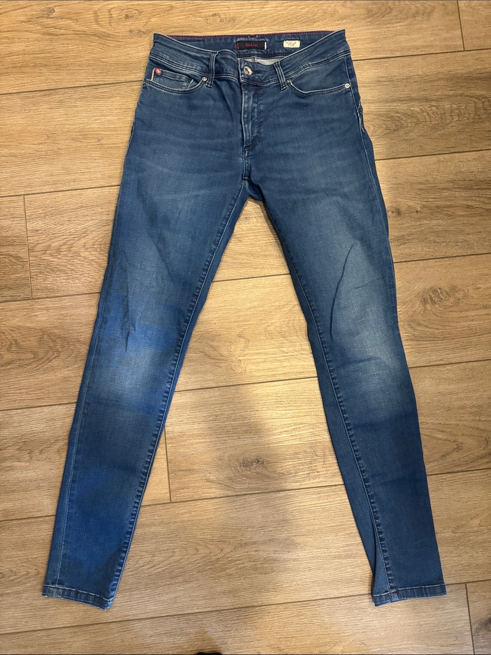 Salsa jeans authentic from Spain! Butt lifting!